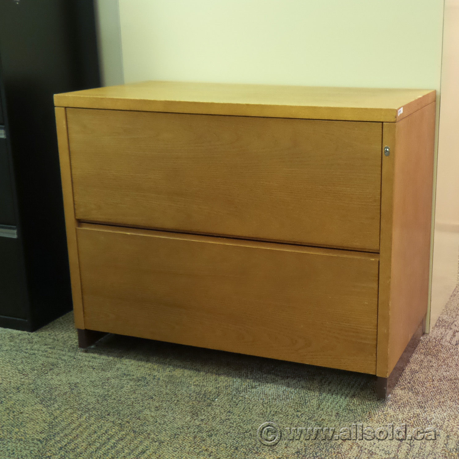 Medium Oak 2 Drawer Lateral File Locking Allsold.ca Buy